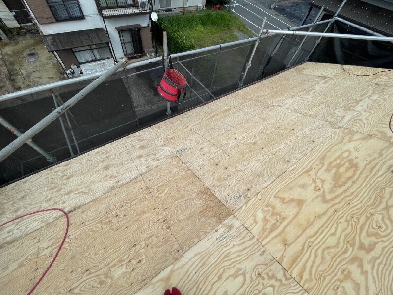 茂原市の屋根葺き替え工事の野地板