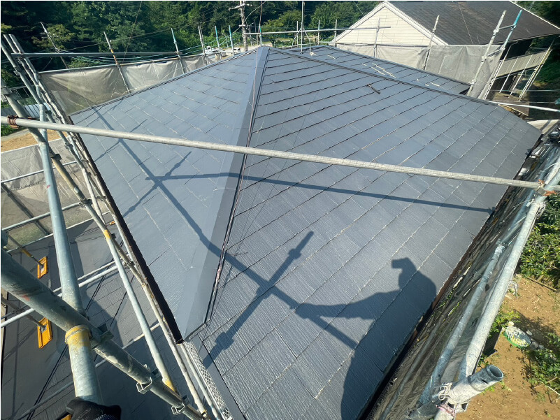 羽村市の屋根葺き替え工事のガ施工後の様子の設置