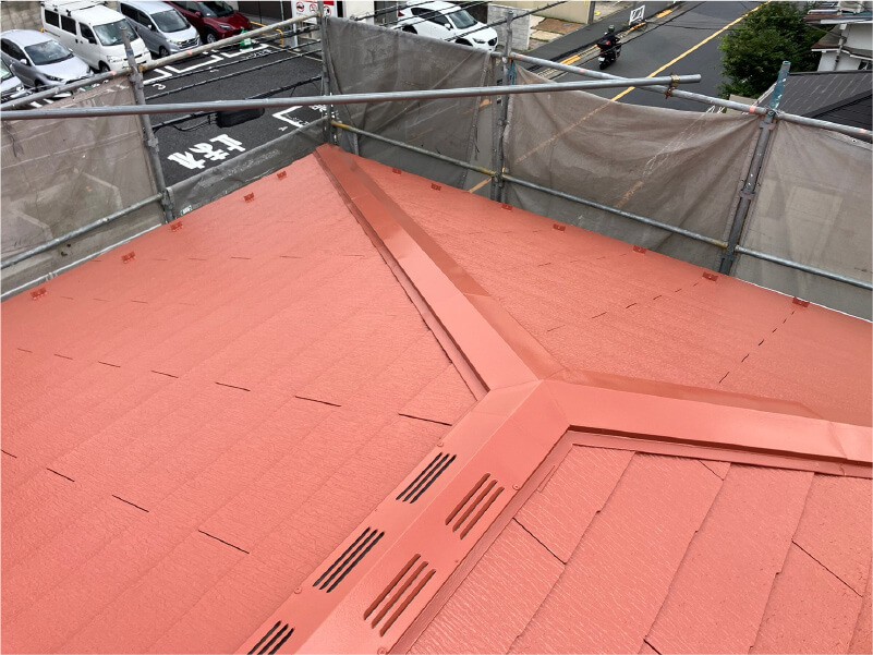 世田谷区の屋根塗装の上塗り