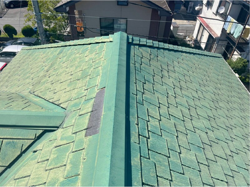 稲毛区の屋根塗装の施工前の様子