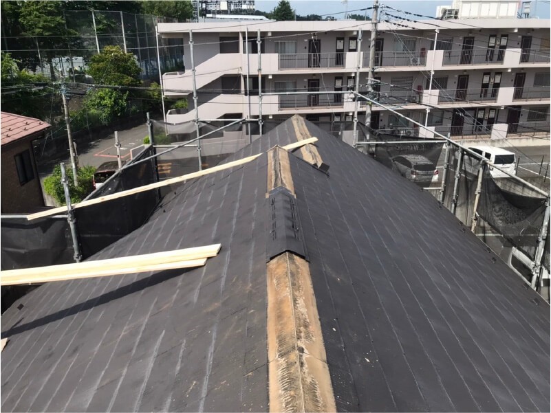 所沢市の屋根塗装の棟板金の交換工事